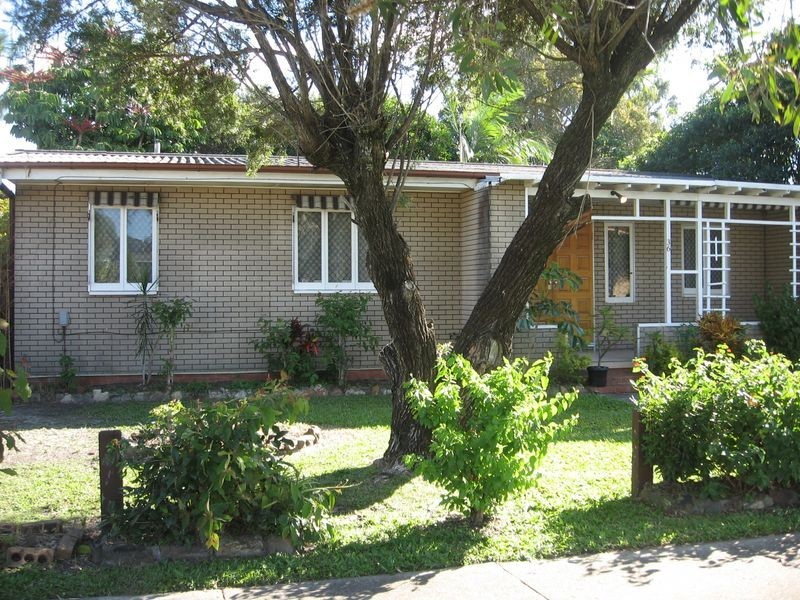 36 Loder Street, Biggera Waters QLD 4216