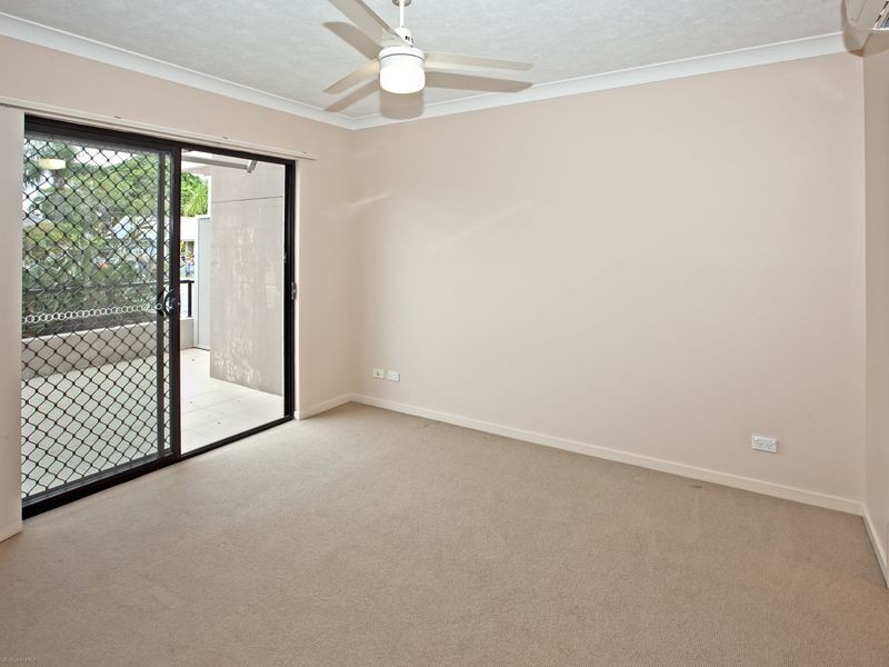 5/24 Parker Street, Labrador QLD 4215