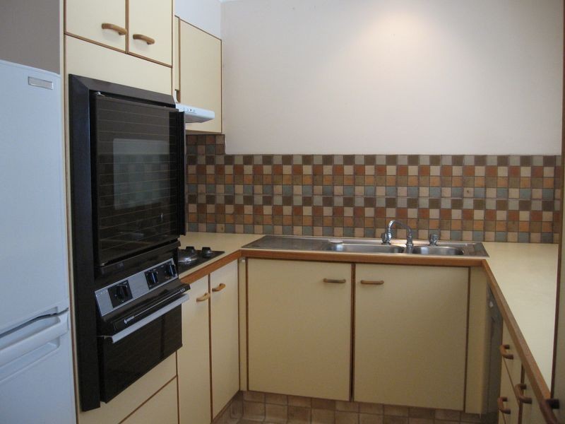 6/14 Imperial Parade, Labrador QLD 4215