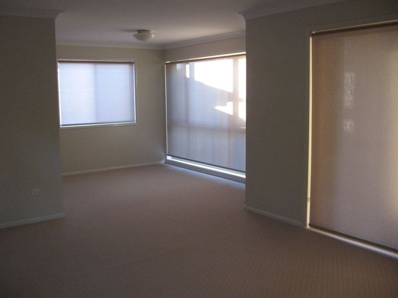 2/9 Teal Avenue, Paradise Point QLD 4216