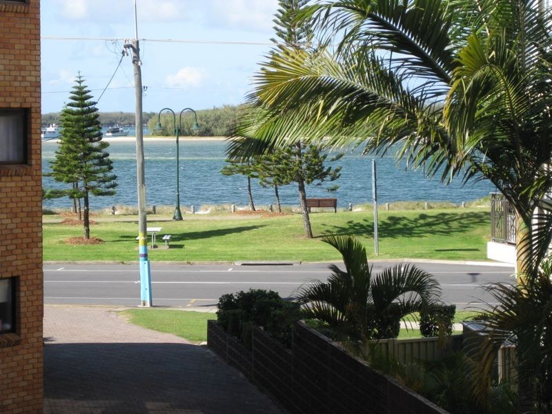 25/490 Marine Parade, Biggera Waters QLD 4216