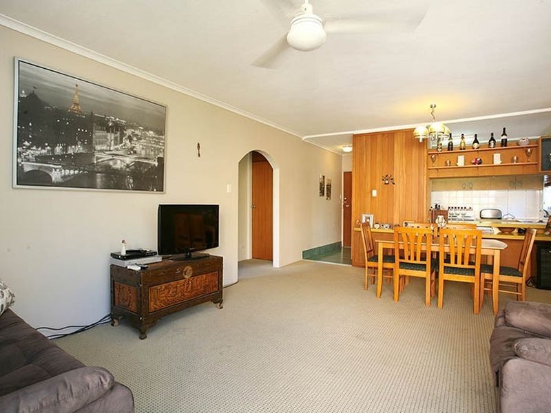 25/490 Marine Parade, Biggera Waters QLD 4216