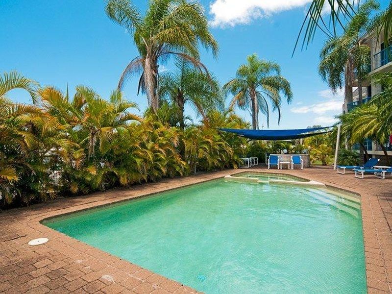 3/249 Bayview Street, Runaway Bay QLD 4216