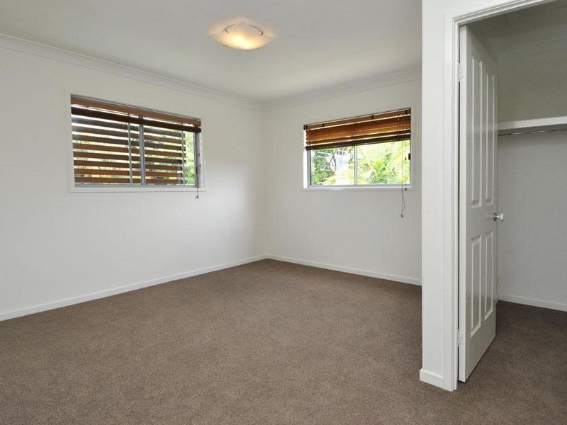 56 Whiting Street, Labrador QLD 4215