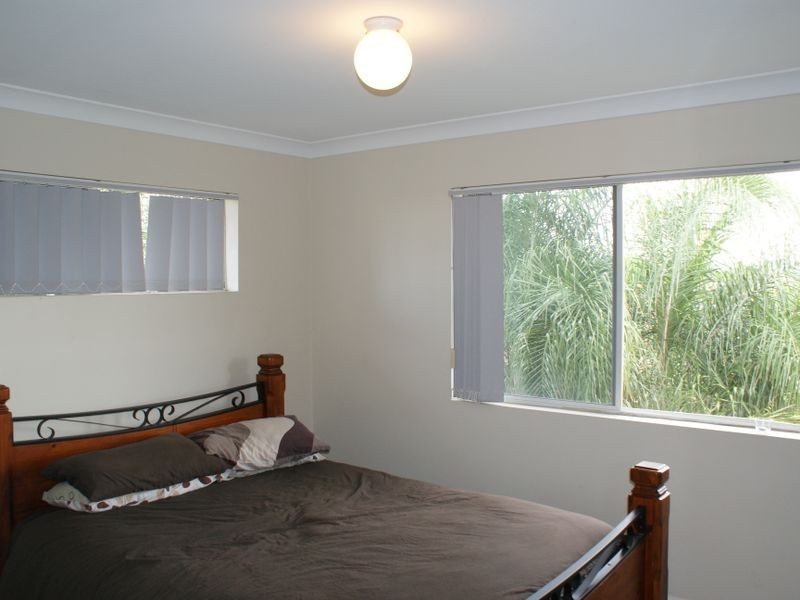 18/65 Bayview Street, Runaway Bay QLD 4216