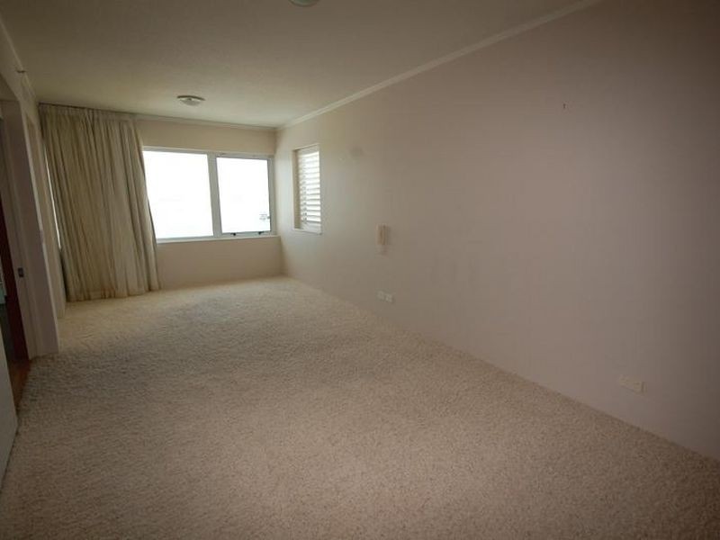 11/326 Marine Parade, Labrador QLD 4215