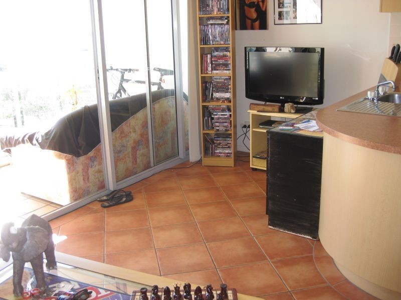 90/106 Marine Parade, Southport QLD 4215