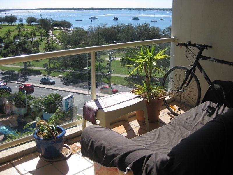 90/106 Marine Parade, Southport QLD 4215