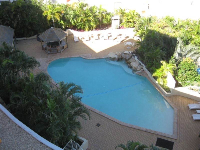 90/106 Marine Parade, Southport QLD 4215