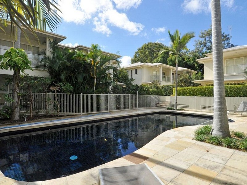 7/27 Gordon Street, Labrador QLD 4215