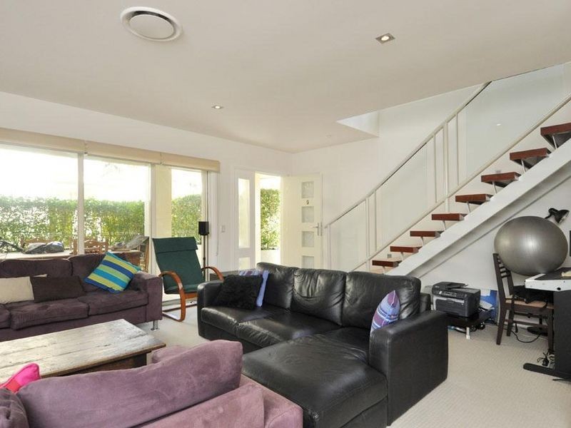 7/27 Gordon Street, Labrador QLD 4215