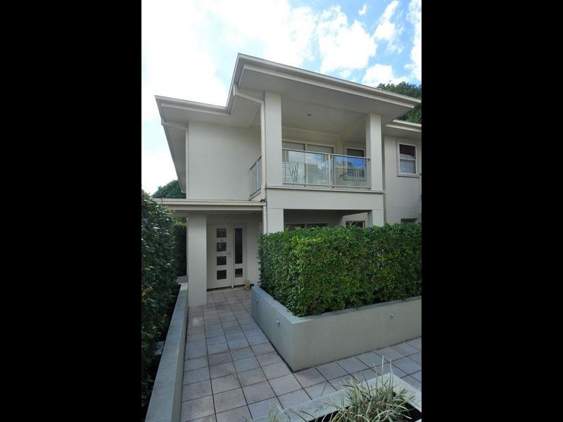 7/27 Gordon Street, Labrador QLD 4215