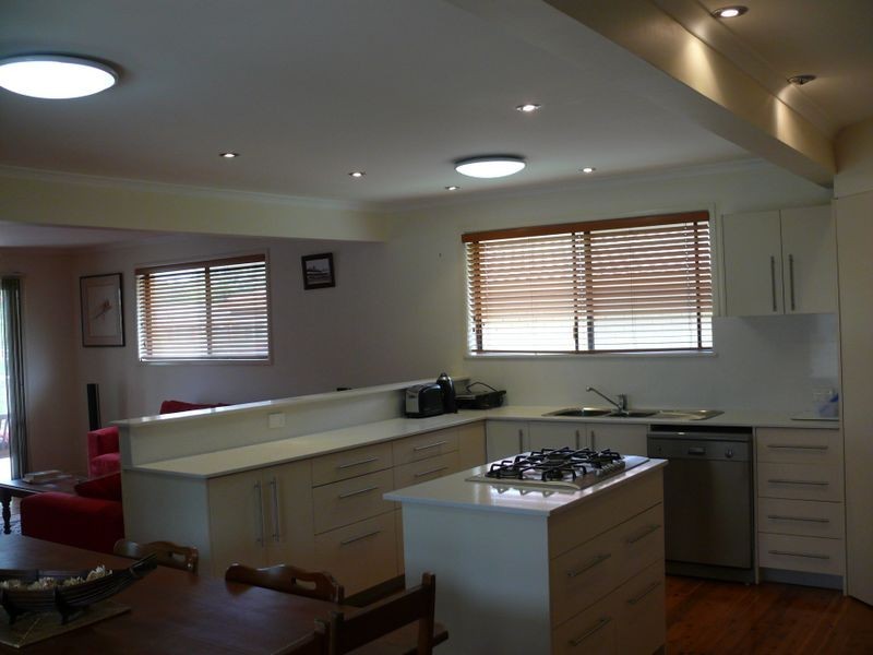 16 Goss Avenue, Labrador QLD 4215