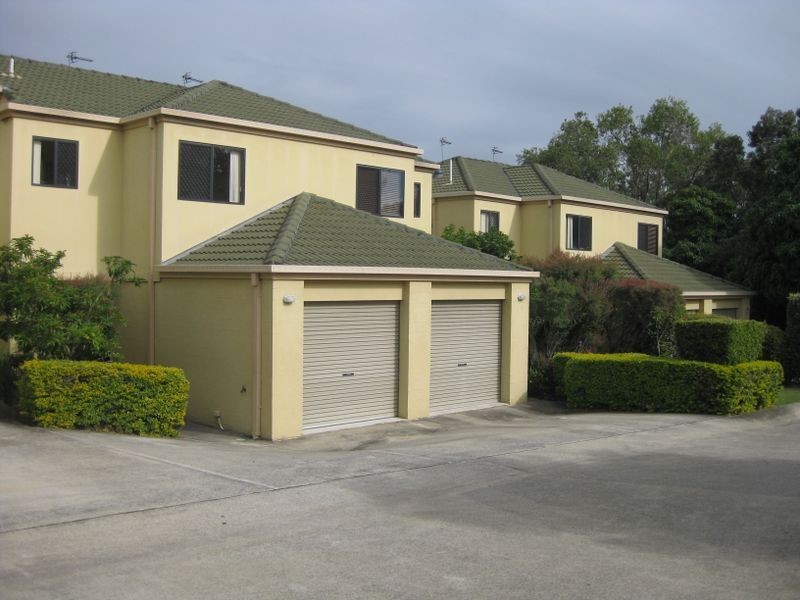 1/72 Imperial Parade, Labrador QLD 4215