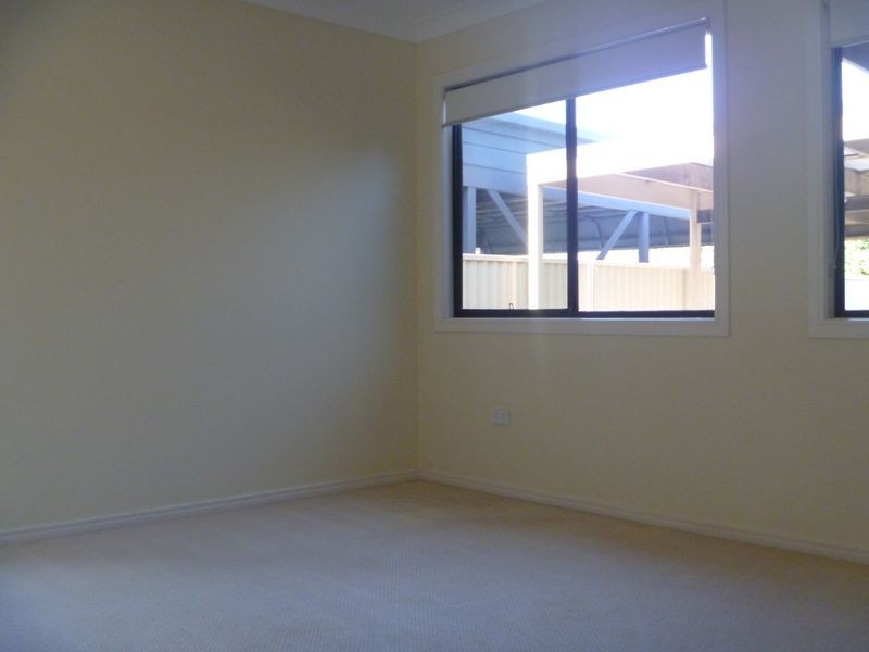 22 Stradbroke Street, Biggera Waters QLD 4216