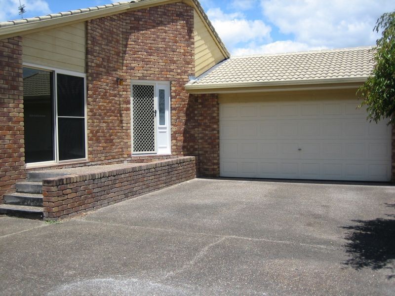 4 Ossie Court, Parkwood QLD 4214