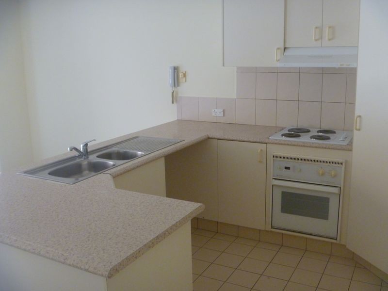 5/36 Broad Street, Labrador QLD 4215