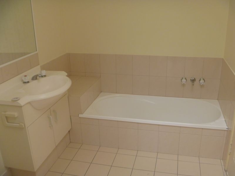 5/36 Broad Street, Labrador QLD 4215