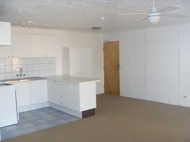 8/7-9 Loder Street, Biggera Waters QLD 4216