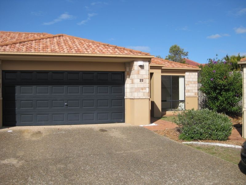 22/24 Amsonia Court, Arundel QLD 4214