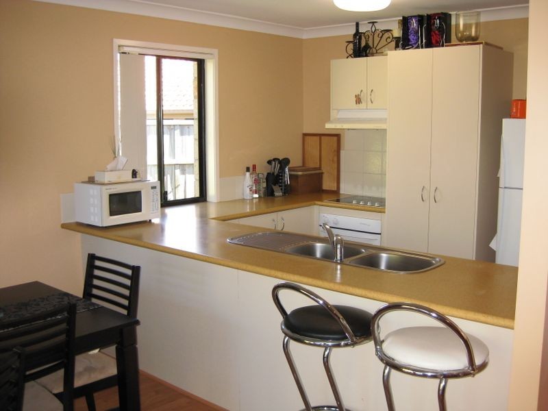 22/24 Amsonia Court, Arundel QLD 4214