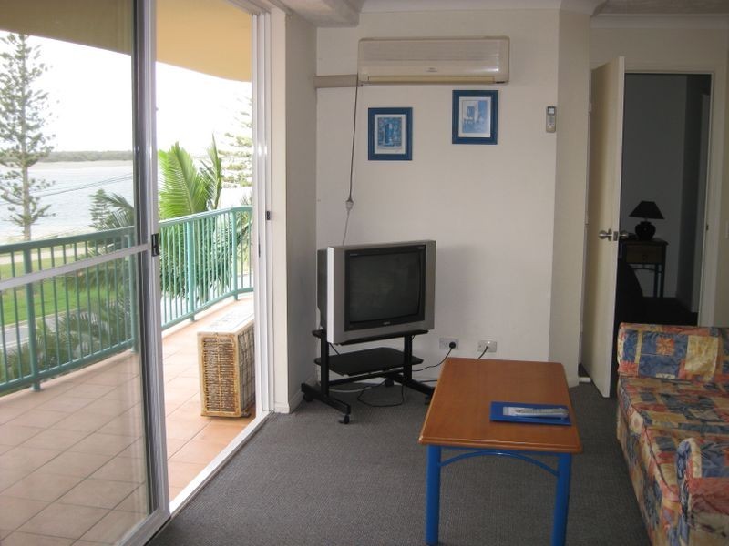 11/484 Marine Parade, Biggera Waters QLD 4216