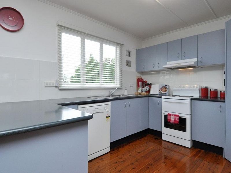 139 Turpin Road, Labrador QLD 4215