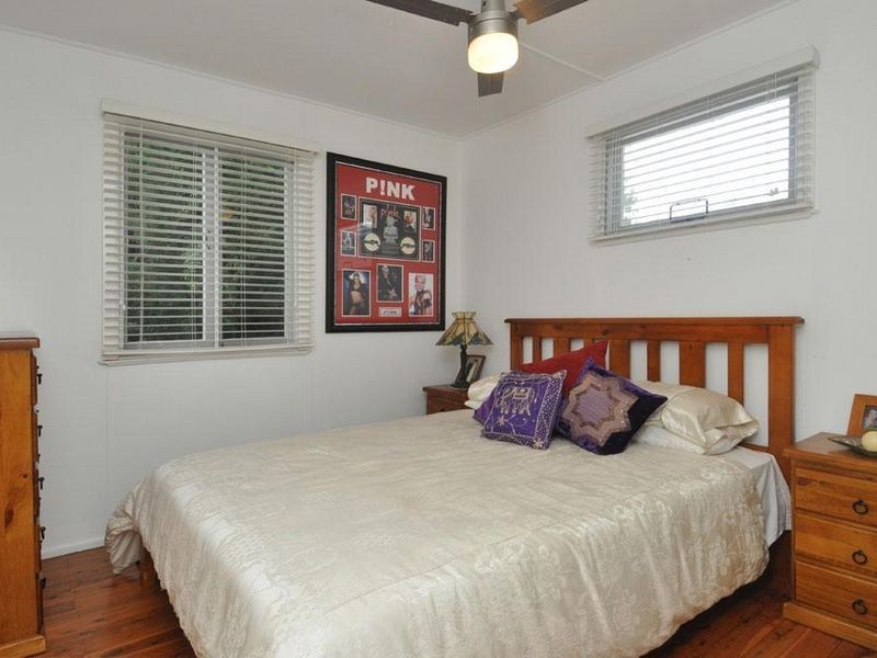 139 Turpin Road, Labrador QLD 4215