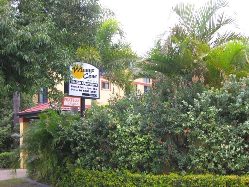 2/484 Marine Parade, Biggera Waters QLD 4216