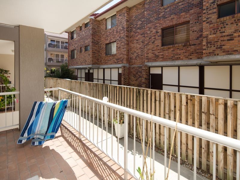 1/72 Brighton Street, Biggera Waters QLD 4216