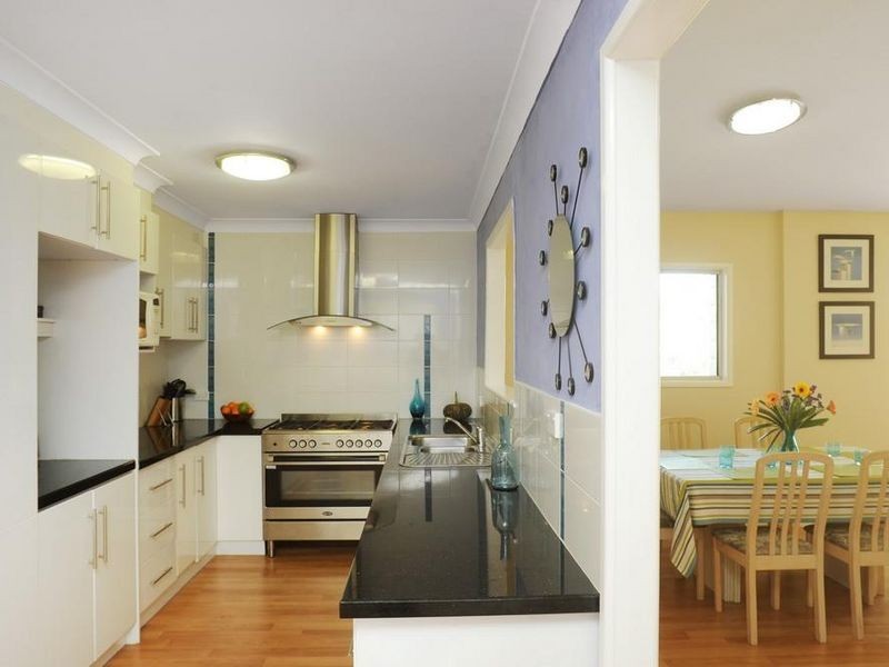11 Palmer Drive, Labrador QLD 4215
