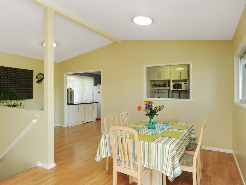 11 Palmer Drive, Labrador QLD 4215