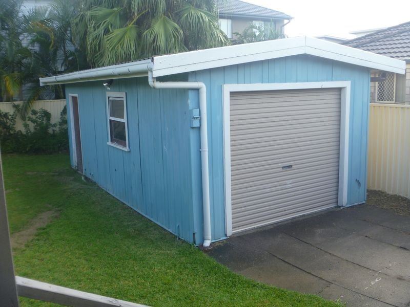 23 Cawthray Street, Biggera Waters QLD 4216