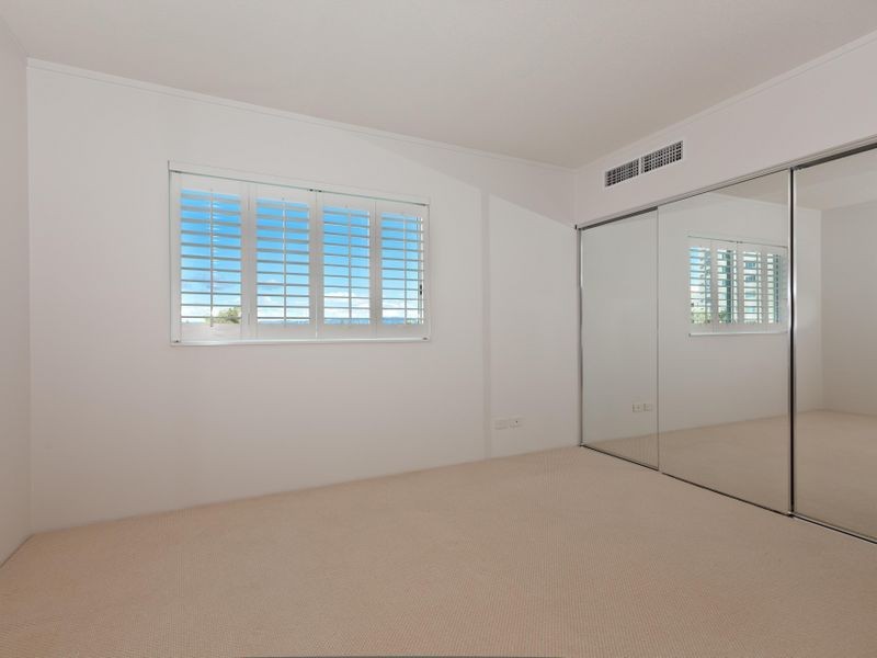 129/326 Marine Parade, Labrador QLD 4215