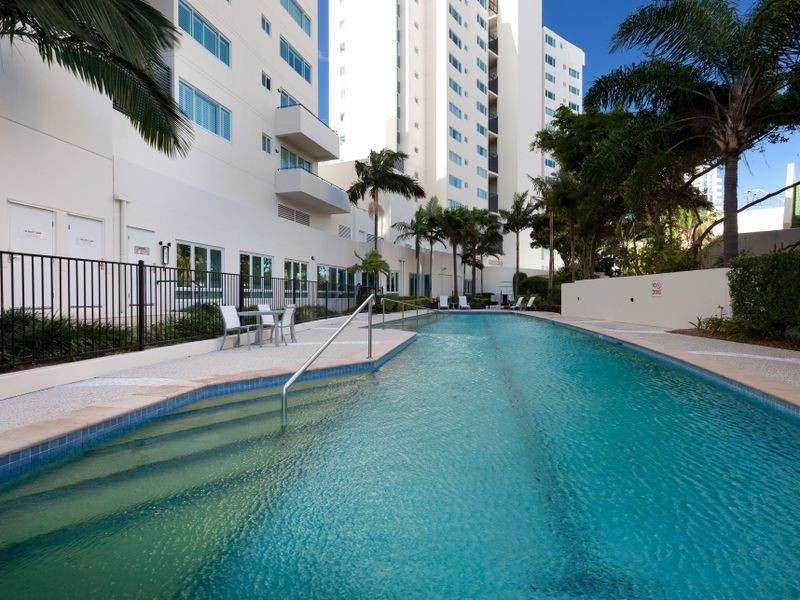 129/326 Marine Parade, Labrador QLD 4215