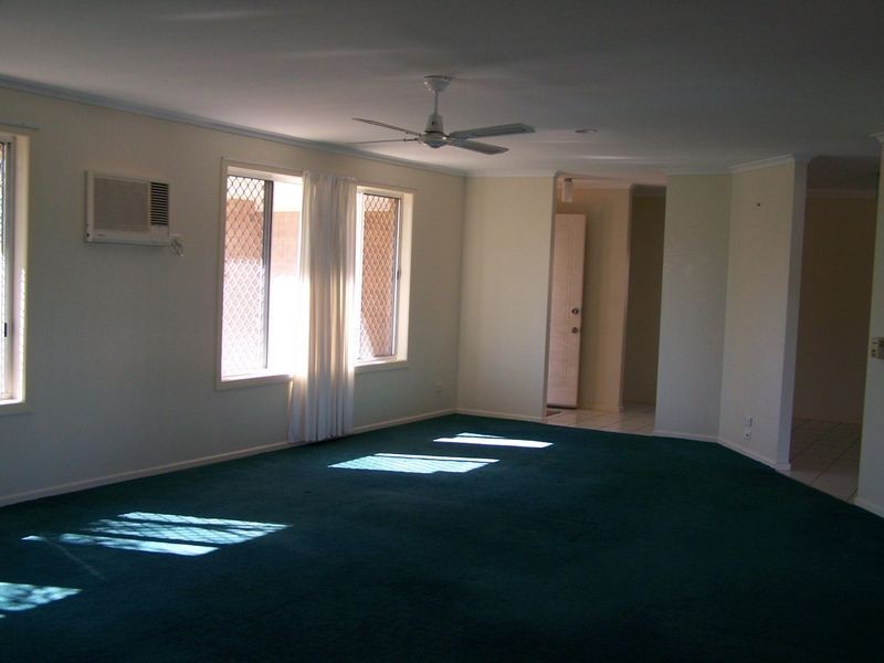 22 Zoeller Drive, Parkwood QLD 4214