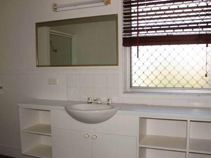 10/3 Proud Street, Labrador QLD 4215