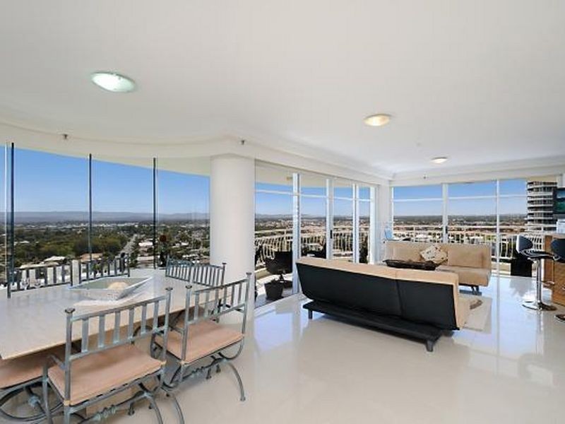 52/5 Bayview Street, Runaway Bay QLD 4216