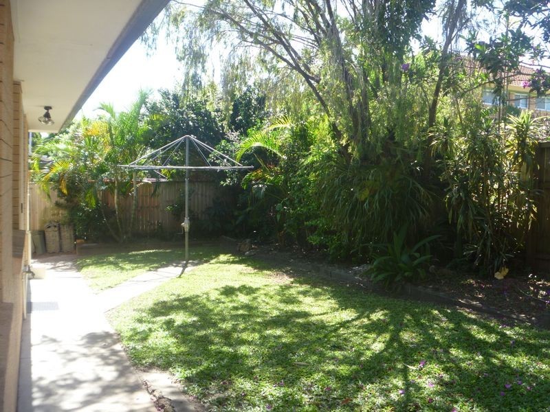 45 Ashbourne Terrace, Biggera Waters QLD 4216