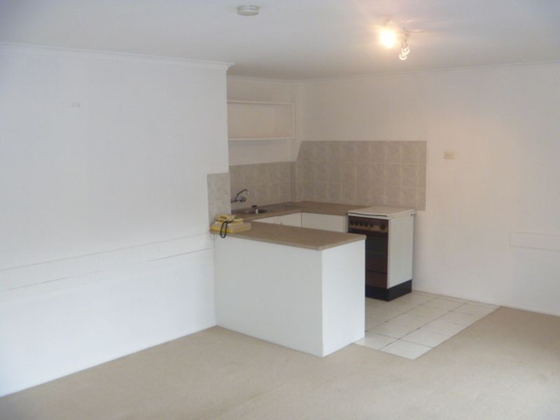 1/10 Phillip Street, Labrador QLD 4215