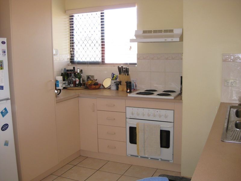 6/143 Frank Street, Labrador QLD 4215