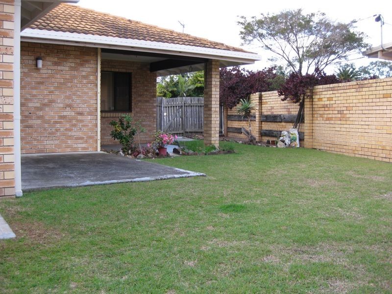 28 Margaroola Avenue, Biggera Waters QLD 4216