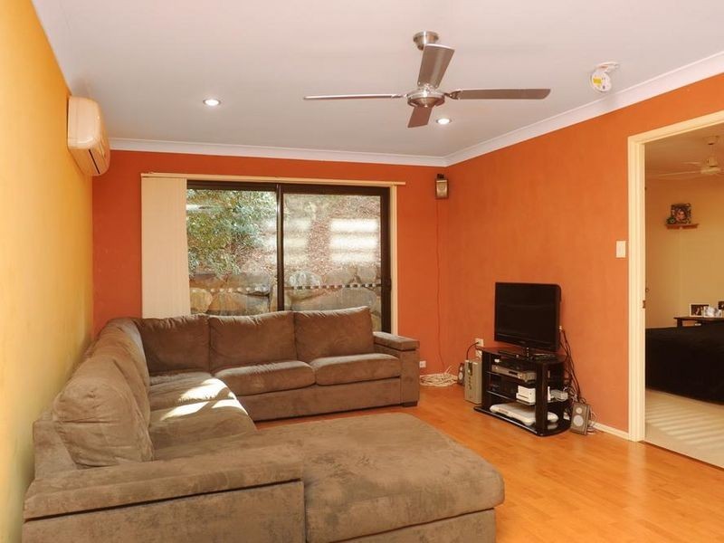 2/10 Marybeth Crescent, Molendinar QLD 4214