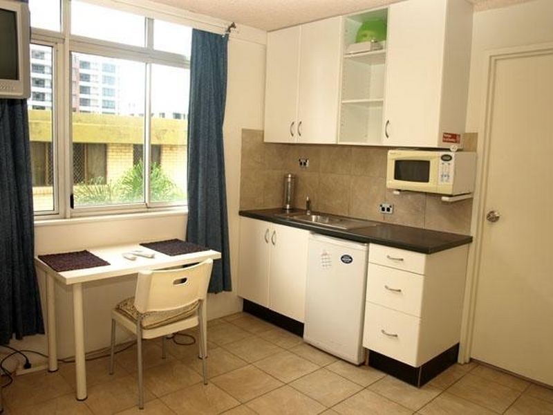 302/2 Barney Street, Southport QLD 4215