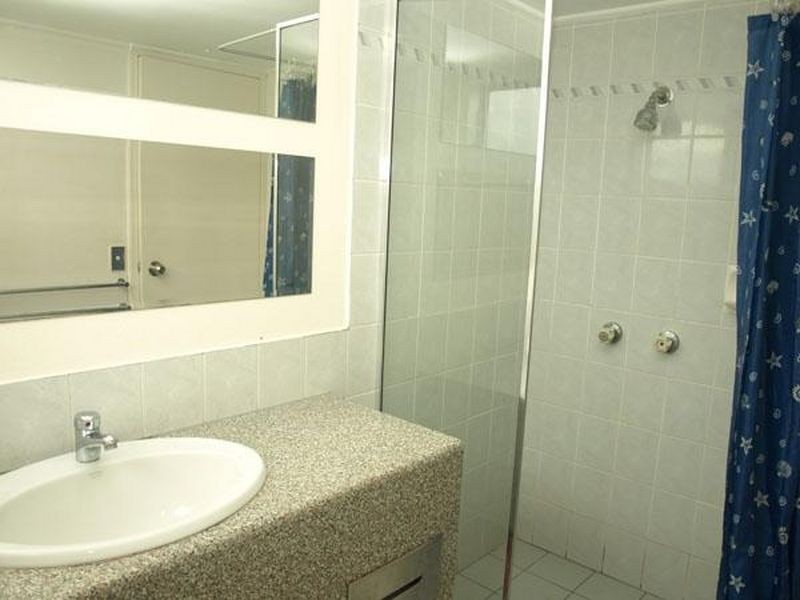 302/2 Barney Street, Southport QLD 4215