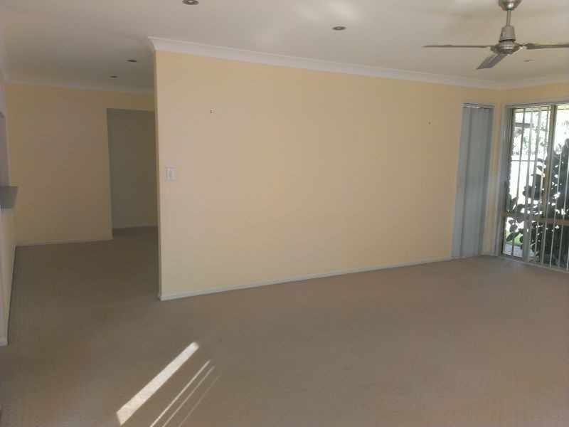 79 Parkwood Boulevard, Parkwood QLD 4214