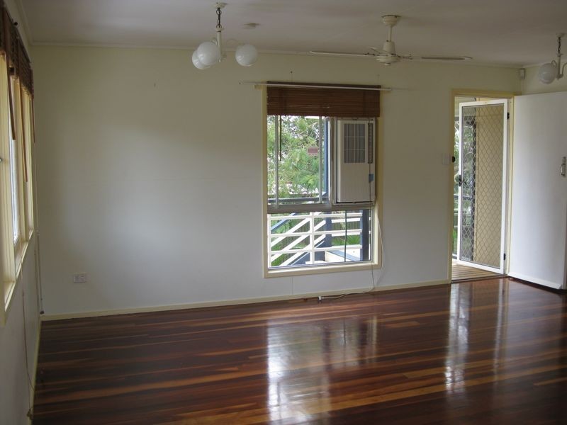 105b Wilson Street, Labrador QLD 4215