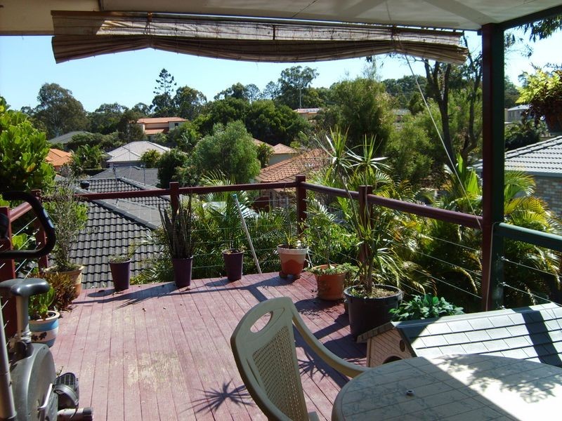 12 Geoff Wolter Drive, Molendinar QLD 4214