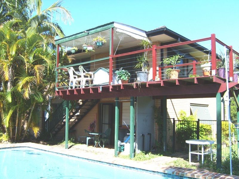 12 Geoff Wolter Drive, Molendinar QLD 4214