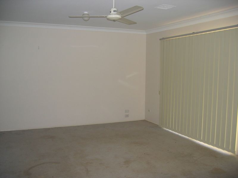 67 Village Way, Oxenford QLD 4210
